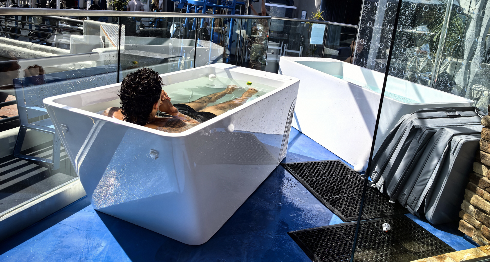 The Ultimate Guide to Ice Baths: Benefits, Science, and How to Get Started